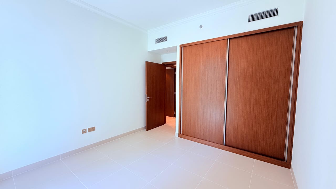 2 Br Apt for rent in Palace Beach Residence11