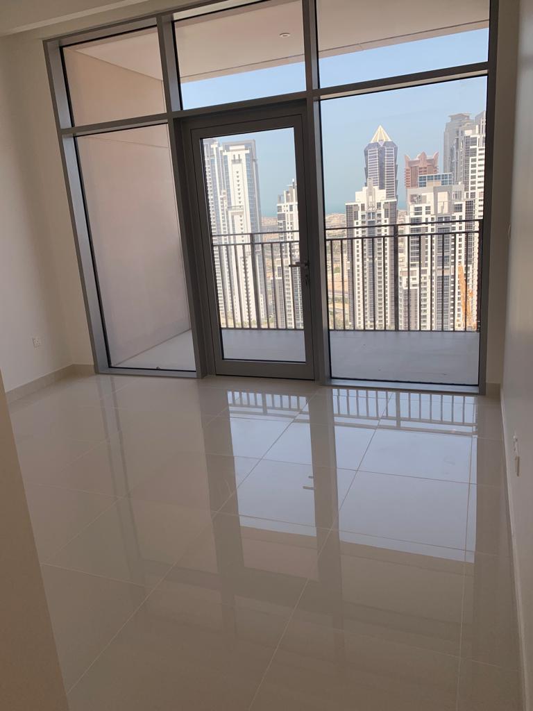 1 Br Apt for rent in Boulevard Crescent Downtown13