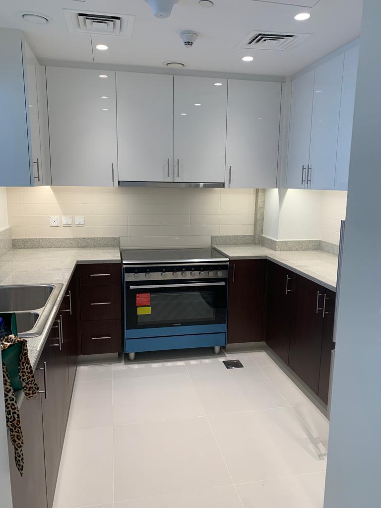 1 Br Apt for rent in Boulevard Crescent Downtown17