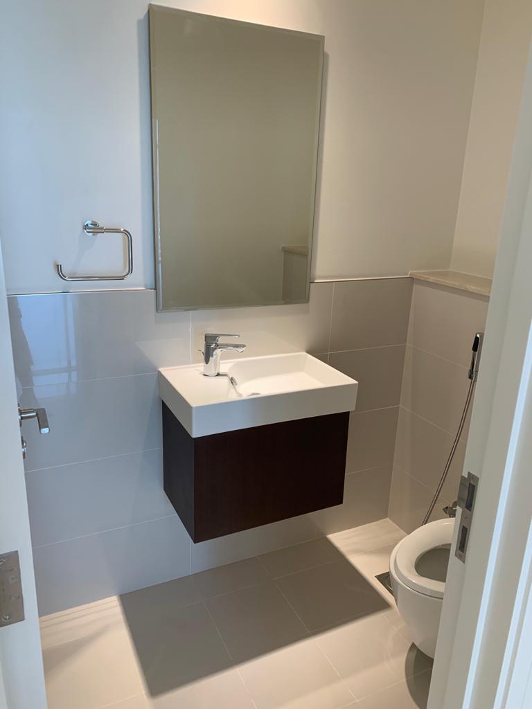 1 Br Apt for rent in Boulevard Crescent Downtown18