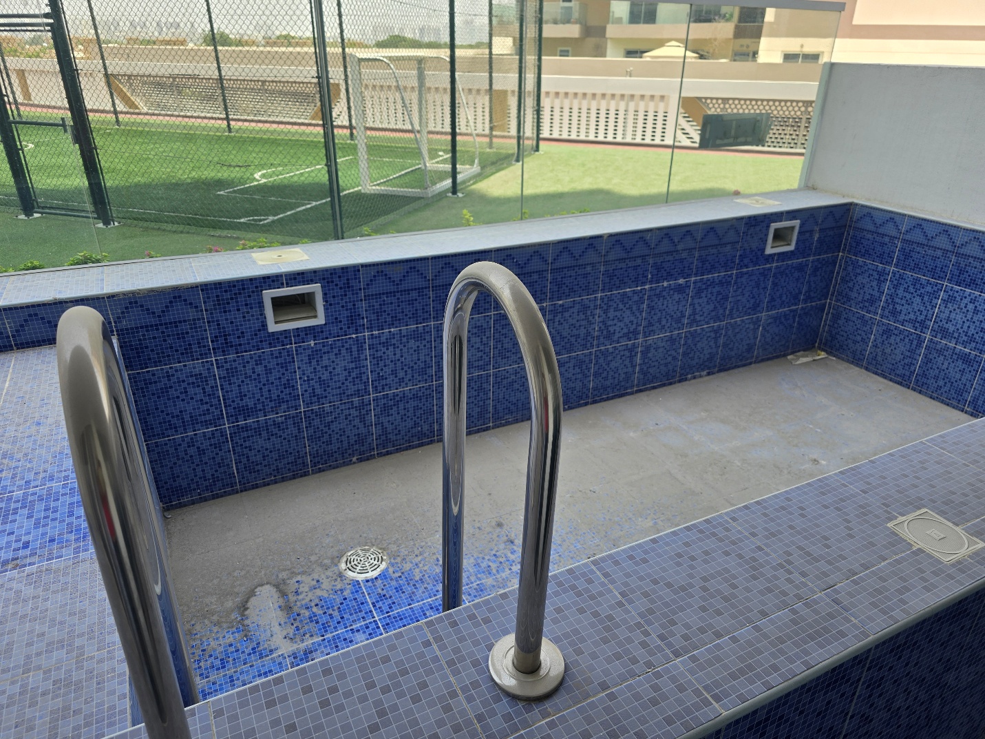 1 br for rent in Gemz by Danube1