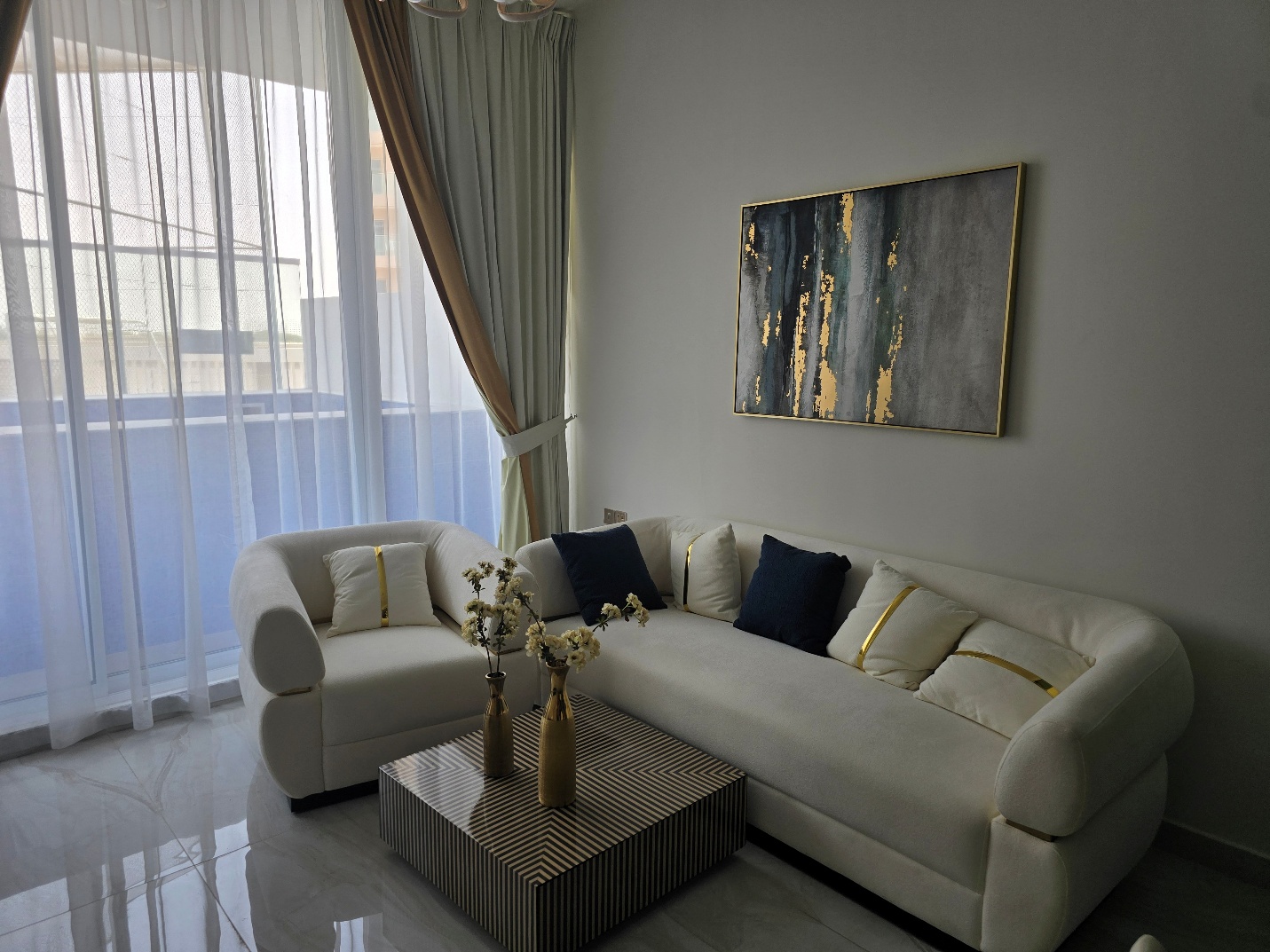 1 br for rent in Gemz by Danube17