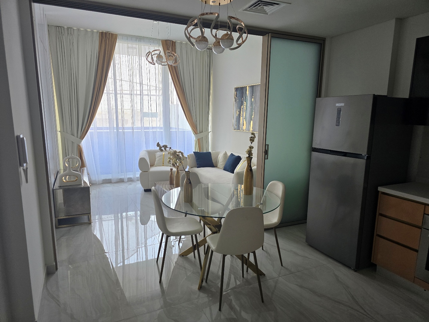 1 br for rent in Gemz by Danube19
