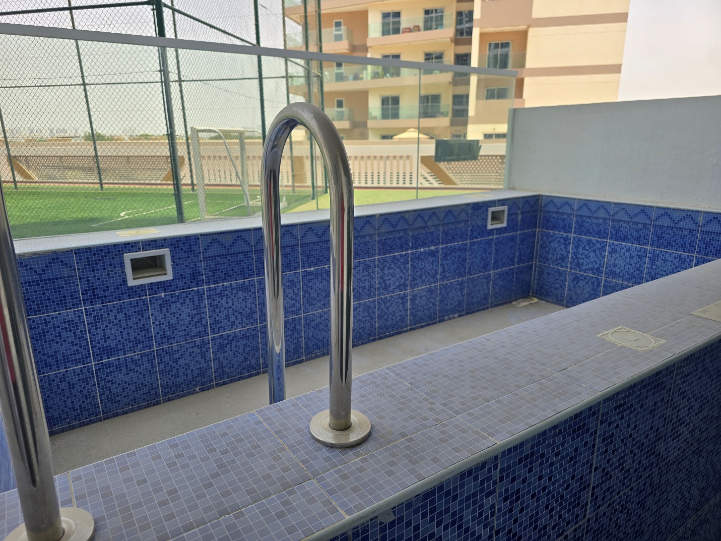 1 br for rent in Gemz by Danube3